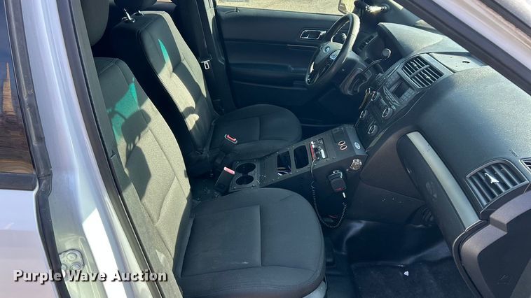 image for item ET6799 2016 Ford Explorer Police Interceptor SUV