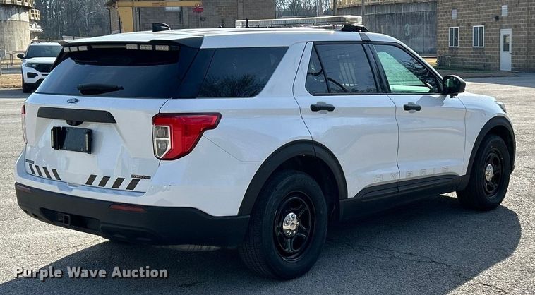 image for item ET6800 2020 Ford Explorer Police Interceptor SUV