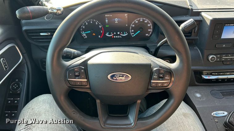 image for item ET6800 2020 Ford Explorer Police Interceptor SUV