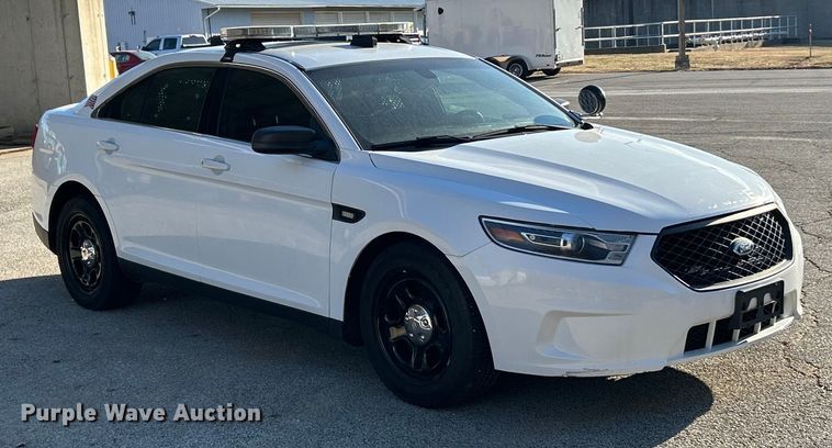 image for item ET6802 2019 Ford Taurus Police Interceptor 