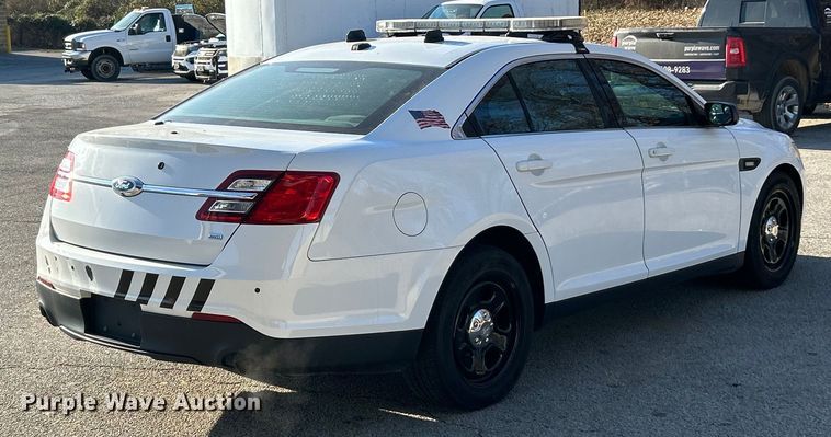 image for item ET6802 2019 Ford Taurus Police Interceptor 