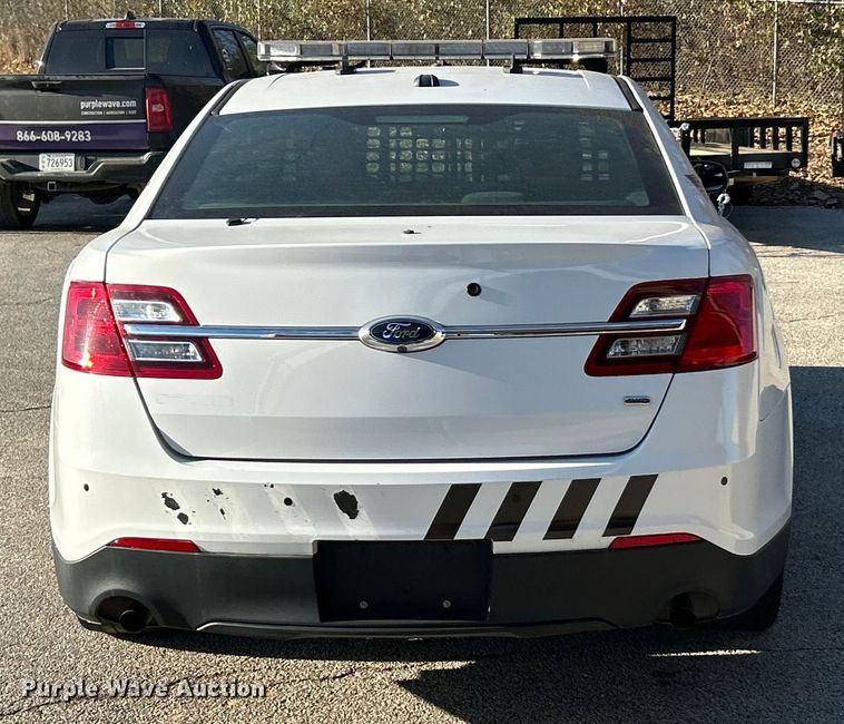 image for item ET6802 2019 Ford Taurus Police Interceptor 