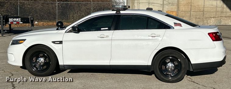 image for item ET6802 2019 Ford Taurus Police Interceptor 