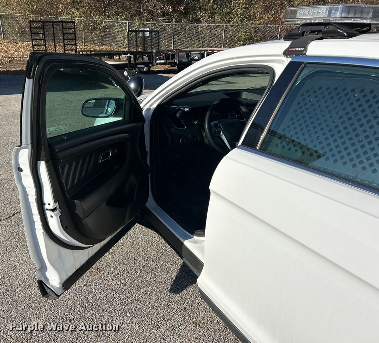 image for item ET6802 2019 Ford Taurus Police Interceptor 