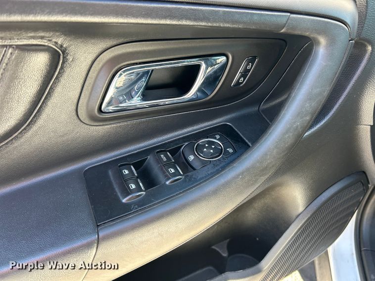 image for item ET6802 2019 Ford Taurus Police Interceptor 