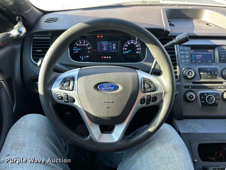 image for item ET6802 2019 Ford Taurus Police Interceptor 