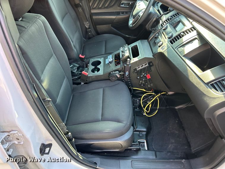 image for item ET6802 2019 Ford Taurus Police Interceptor 