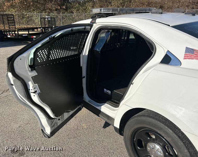 image for item ET6802 2019 Ford Taurus Police Interceptor 
