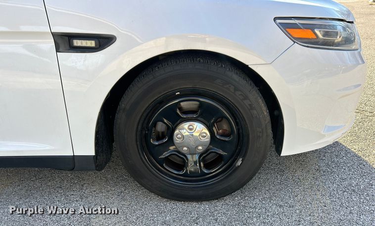 image for item ET6802 2019 Ford Taurus Police Interceptor 