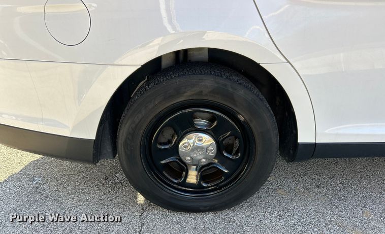 image for item ET6802 2019 Ford Taurus Police Interceptor 