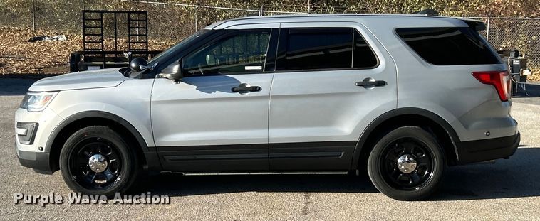 image for item ET6803 2018 Ford Explorer Police Interceptor SUV