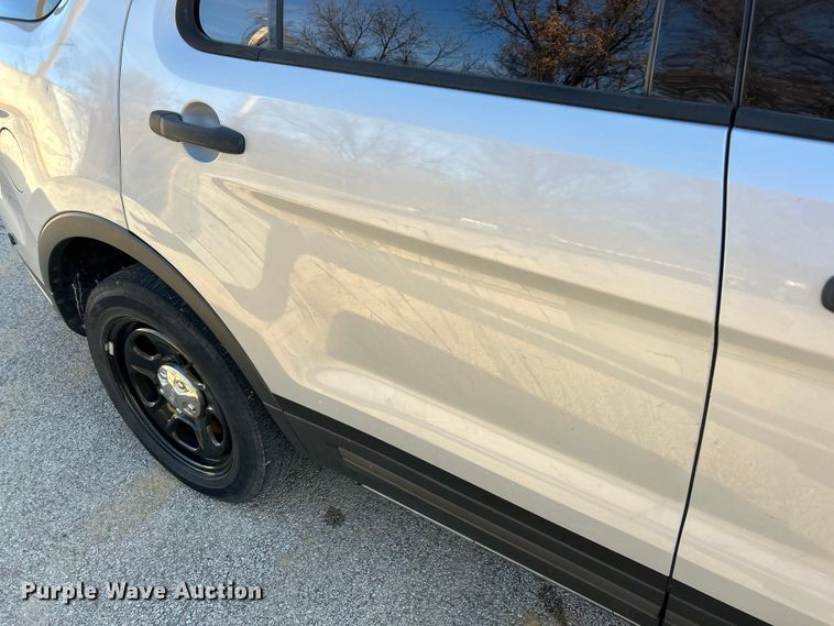 image for item ET6803 2018 Ford Explorer Police Interceptor SUV