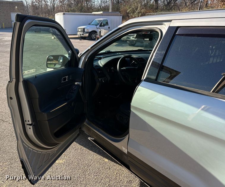 image for item ET6803 2018 Ford Explorer Police Interceptor SUV