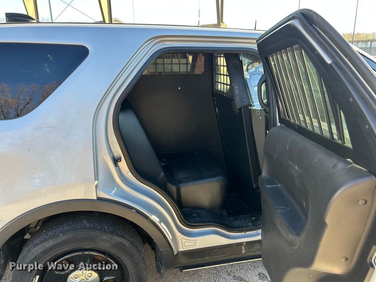 image for item ET6803 2018 Ford Explorer Police Interceptor SUV