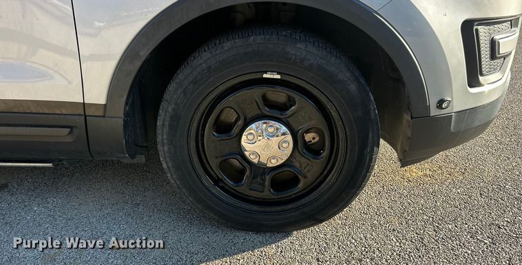 image for item ET6803 2018 Ford Explorer Police Interceptor SUV