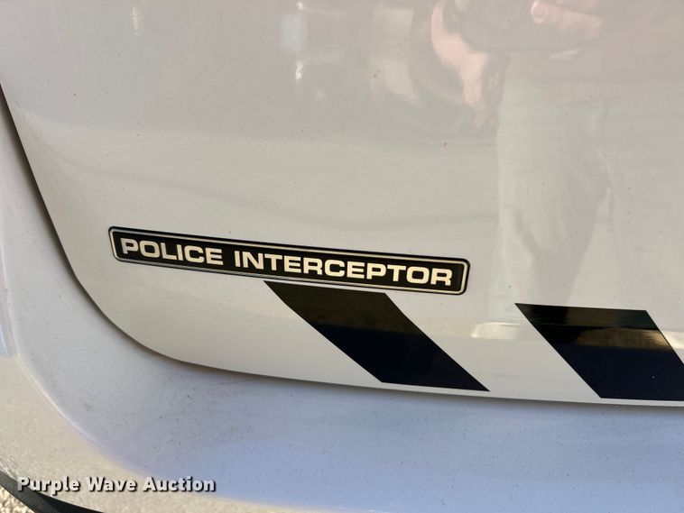 image for item ET6804 2020 Ford Explorer Police Interceptor SUV