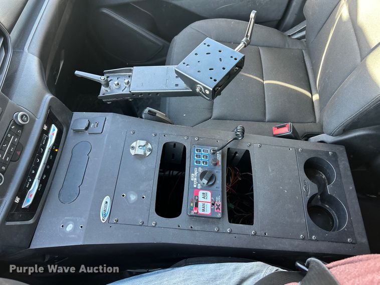 image for item ET6804 2020 Ford Explorer Police Interceptor SUV