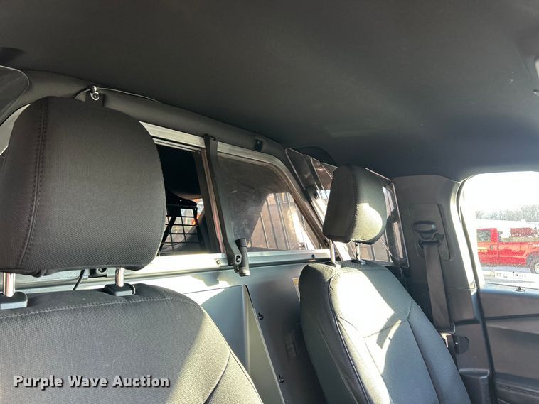 image for item ET6804 2020 Ford Explorer Police Interceptor SUV