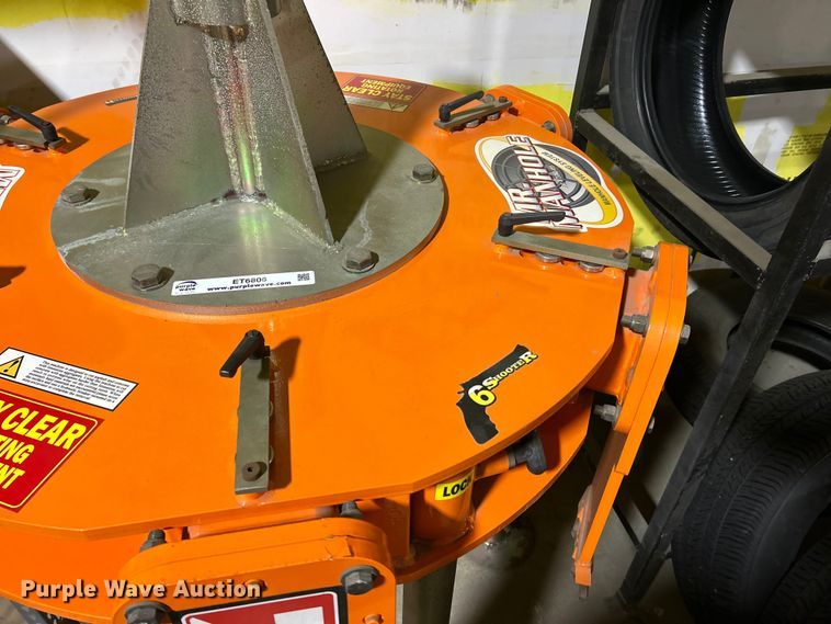 image for item ET6806 Mr. Manhole 6 Shooter manhole leveling system