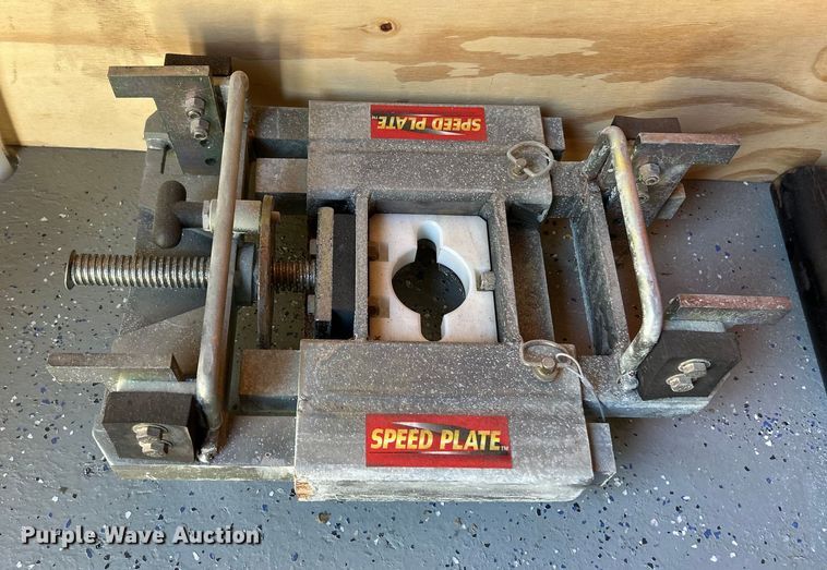 image for item ET6806 Mr. Manhole 6 Shooter manhole leveling system