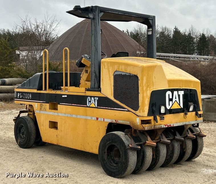 image for item ET6808 2002 Caterpillar PS-200B pneumatic roller