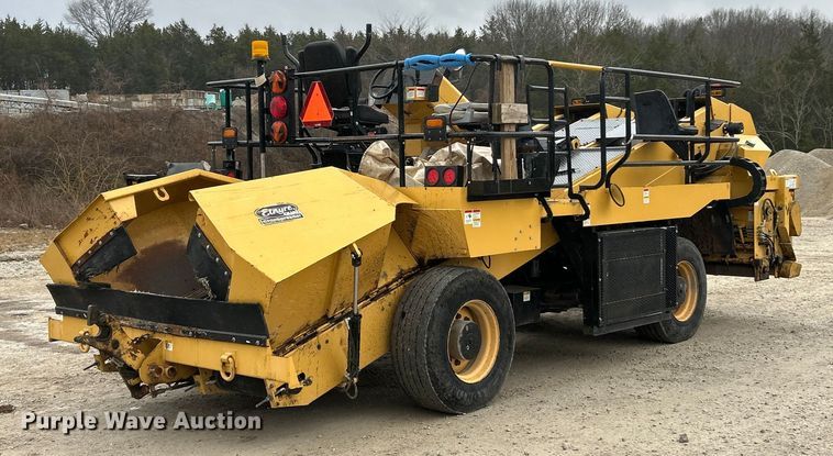 image for item ET6810 2011 Etnyre Quad chip spreader