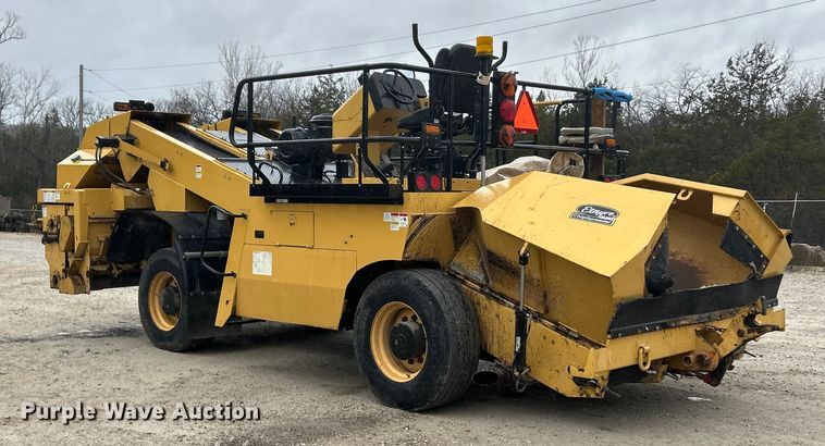 image for item ET6810 2011 Etnyre Quad chip spreader