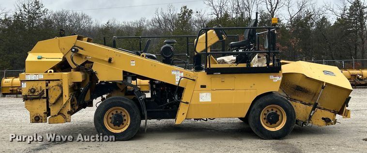 image for item ET6810 2011 Etnyre Quad chip spreader