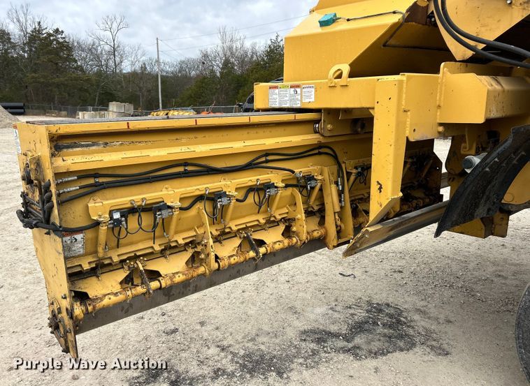 image for item ET6810 2011 Etnyre Quad chip spreader