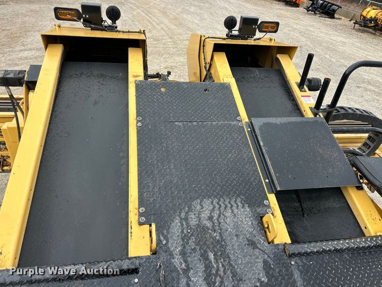 image for item ET6810 2011 Etnyre Quad chip spreader