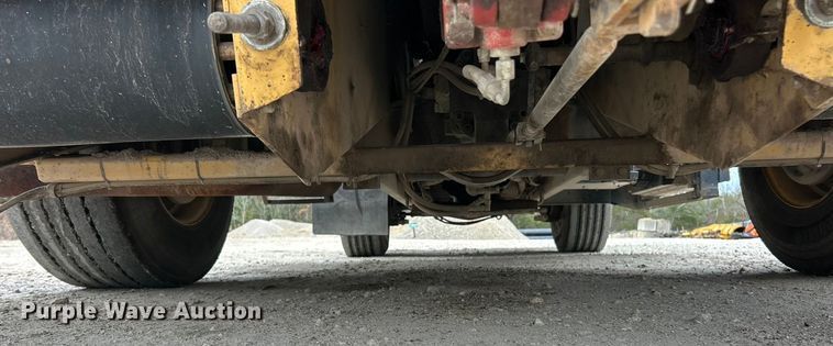 image for item ET6810 2011 Etnyre Quad chip spreader