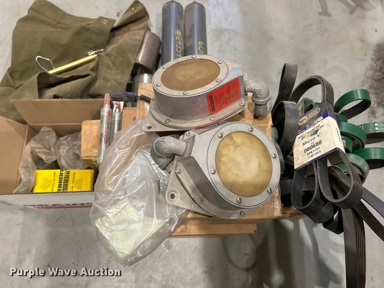 image for item ET6810 2011 Etnyre Quad chip spreader