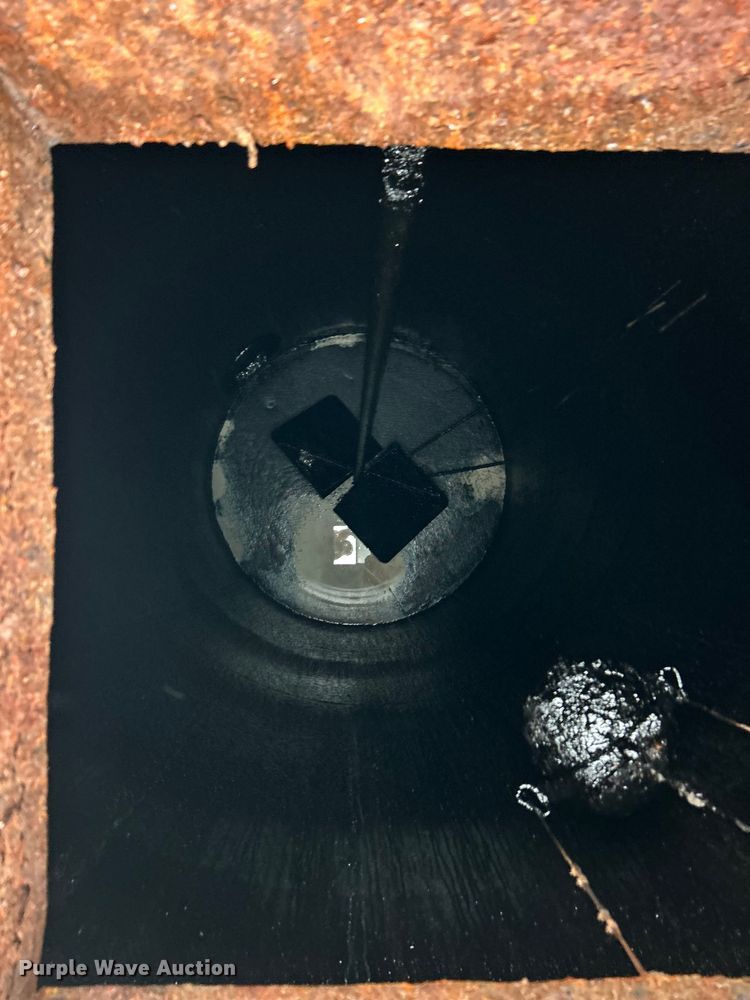 image for item ET6812 Duraco 7000 oil tank