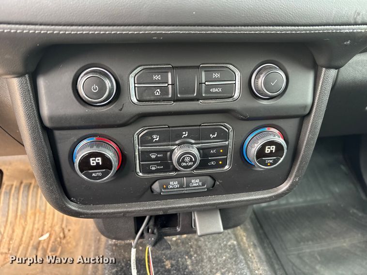 image for item ET7456 2021 Chevrolet Tahoe SUV