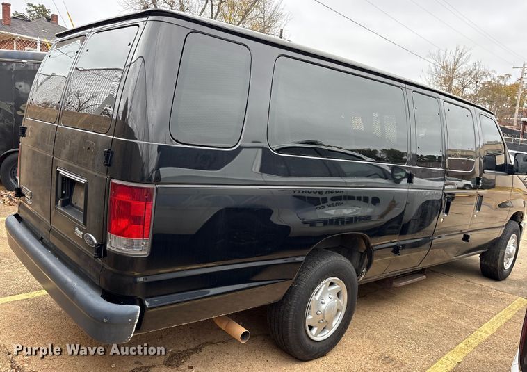 image for item ET7457 2012 Ford E350 van