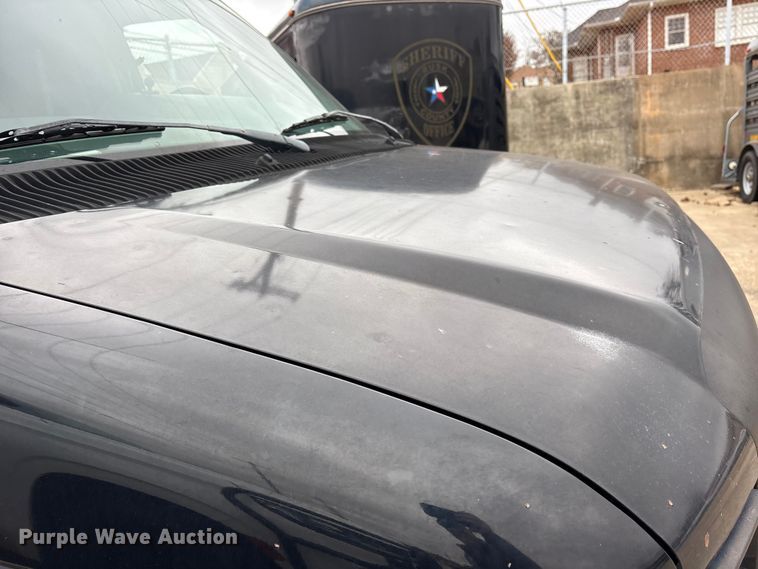 image for item ET7457 2012 Ford E350 van