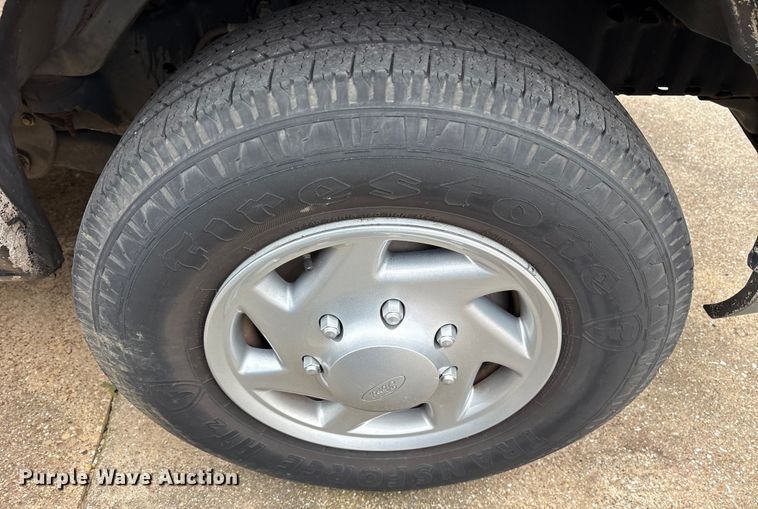 image for item ET7457 2012 Ford E350 van