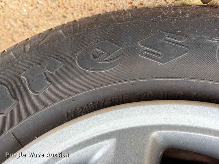 image for item ET7457 2012 Ford E350 van