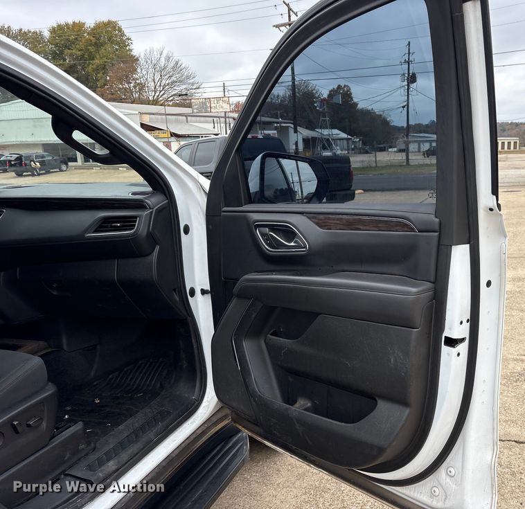 image for item ET7458 2021 Chevrolet Tahoe SUV
