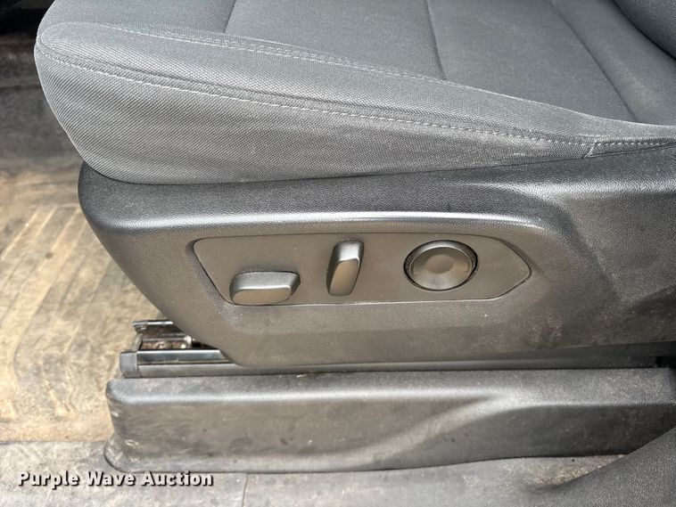 image for item ET7459 2021 Chevrolet Tahoe SUV