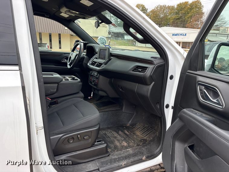 image for item ET7459 2021 Chevrolet Tahoe SUV