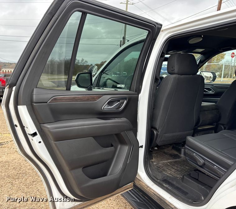 image for item ET7459 2021 Chevrolet Tahoe SUV