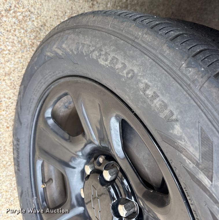 image for item ET7459 2021 Chevrolet Tahoe SUV