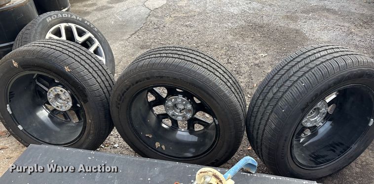 image for item EU0145 (4) tires and wheels