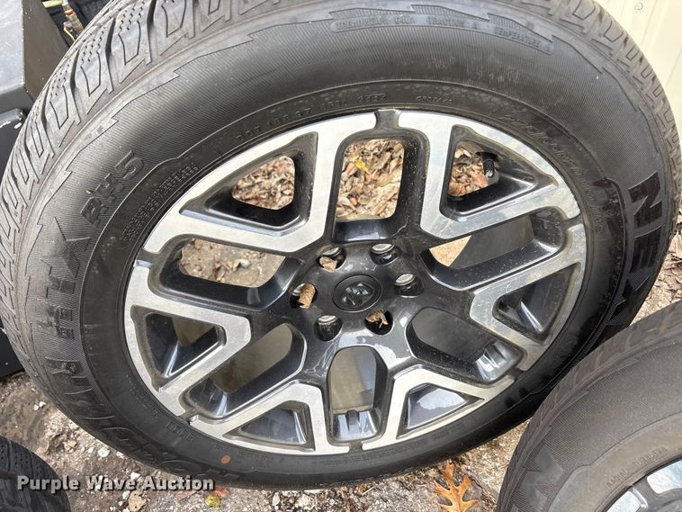 image for item EU0145 (4) tires and wheels