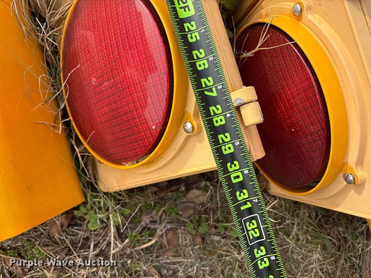 image for item EU0146 Traffic light equipment