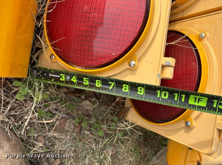 image for item EU0146 Traffic light equipment