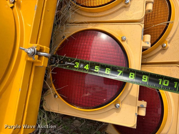 image for item EU0146 Traffic light equipment