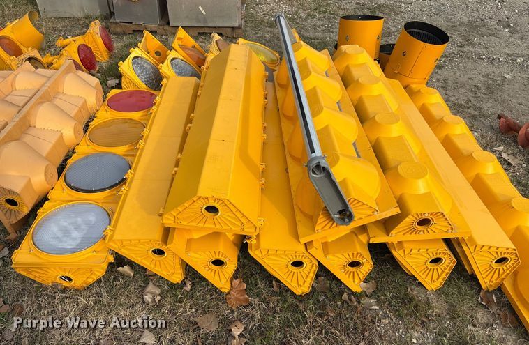 image for item EU0146 Traffic light equipment