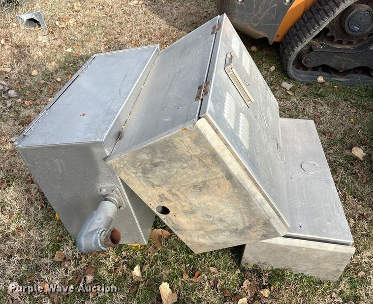 image for item EU0146 Traffic light equipment